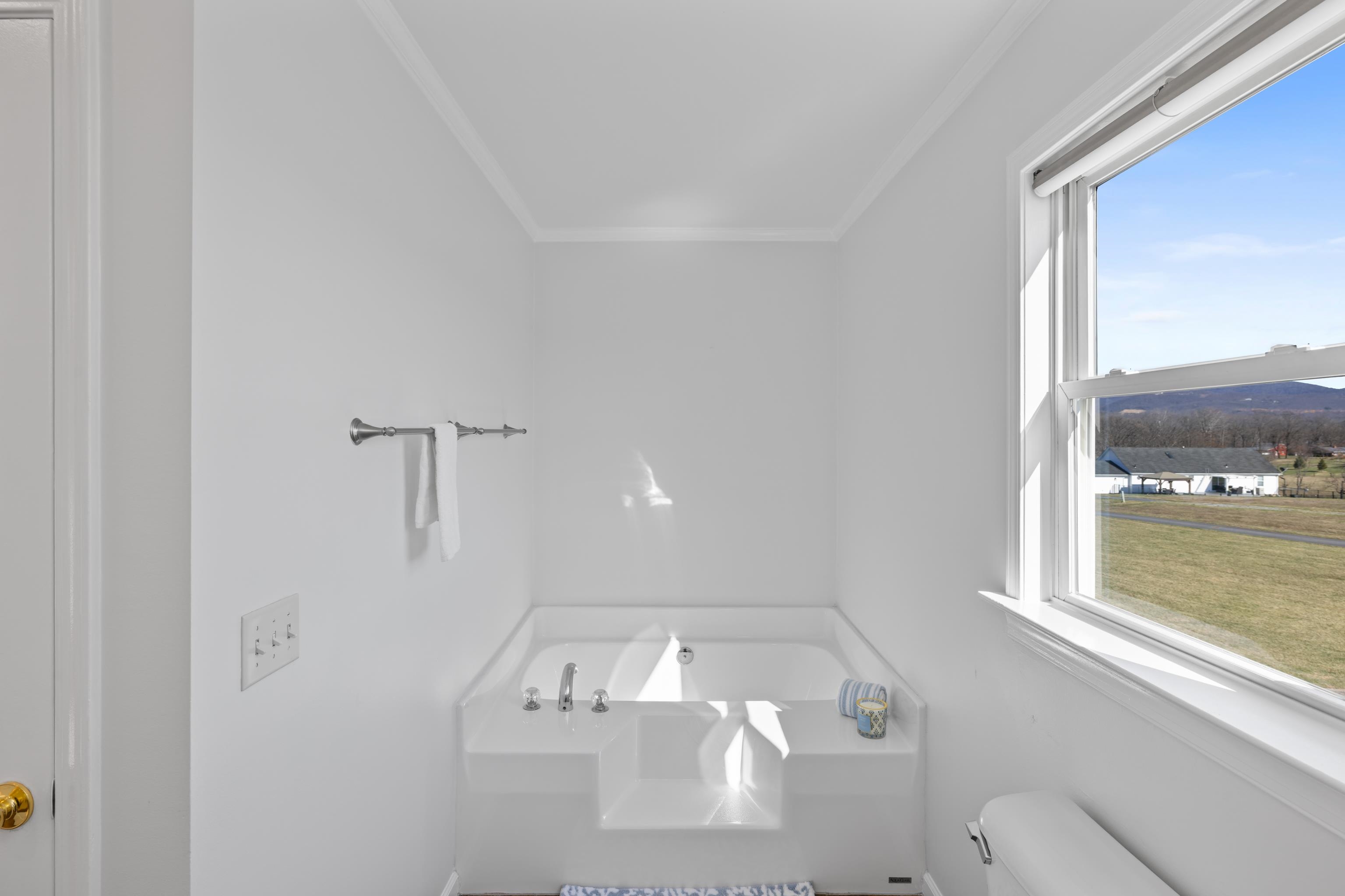 810 ROCKFISH RD, WAYNESBORO, Virginia 22980, 4 Bedrooms Bedrooms, ,2 BathroomsBathrooms,Residential,810 ROCKFISH RD,674710 MLS # 674710