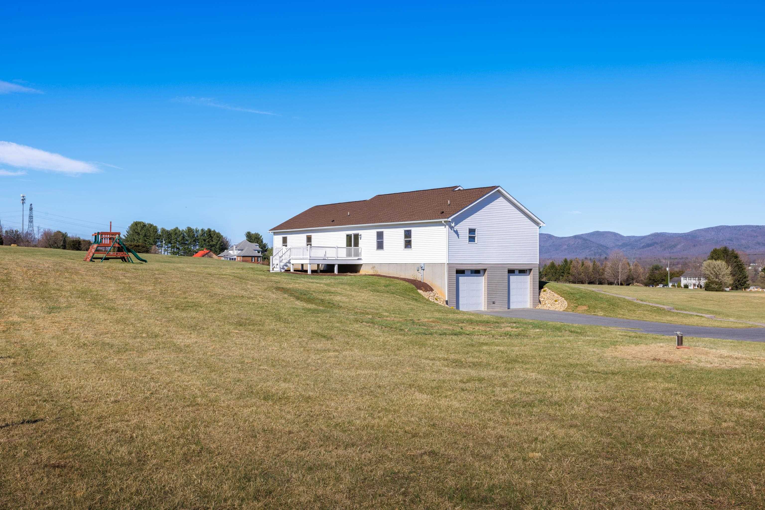 810 ROCKFISH RD, WAYNESBORO, Virginia 22980, 4 Bedrooms Bedrooms, ,2 BathroomsBathrooms,Residential,810 ROCKFISH RD,674710 MLS # 674710