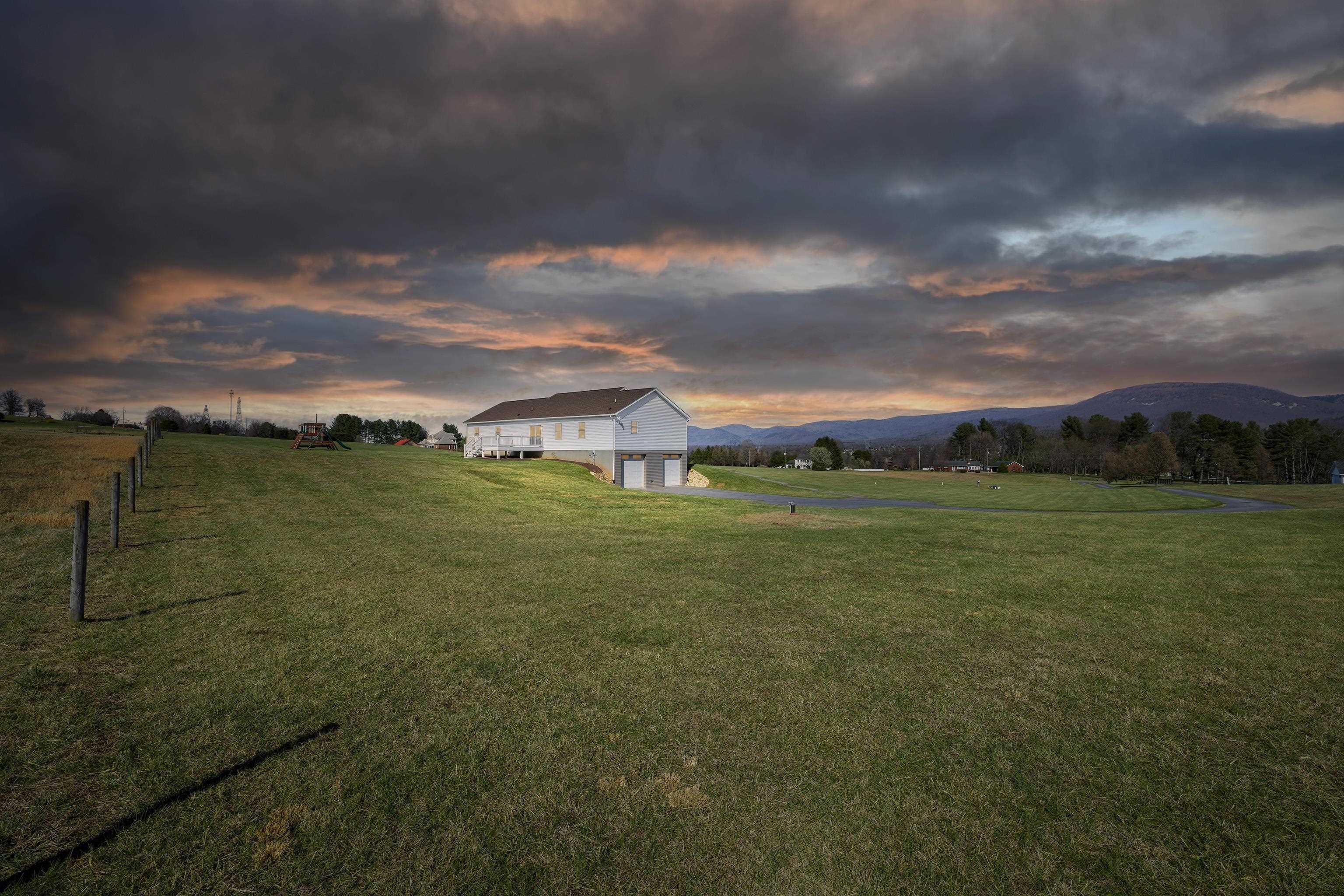 810 ROCKFISH RD, WAYNESBORO, Virginia 22980, 4 Bedrooms Bedrooms, ,2 BathroomsBathrooms,Residential,810 ROCKFISH RD,674710 MLS # 674710