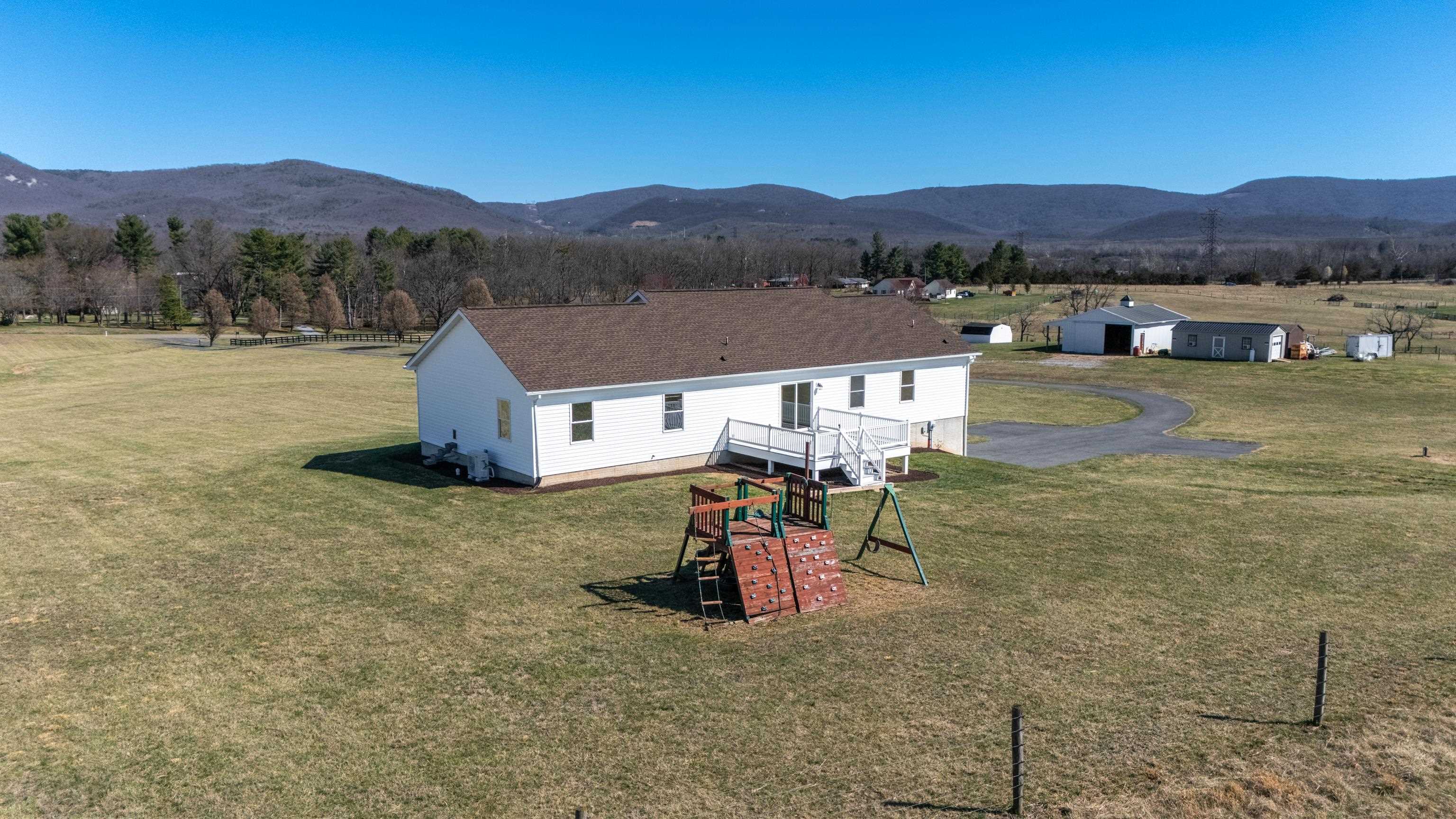 810 ROCKFISH RD, WAYNESBORO, Virginia 22980, 4 Bedrooms Bedrooms, ,2 BathroomsBathrooms,Residential,810 ROCKFISH RD,674710 MLS # 674710