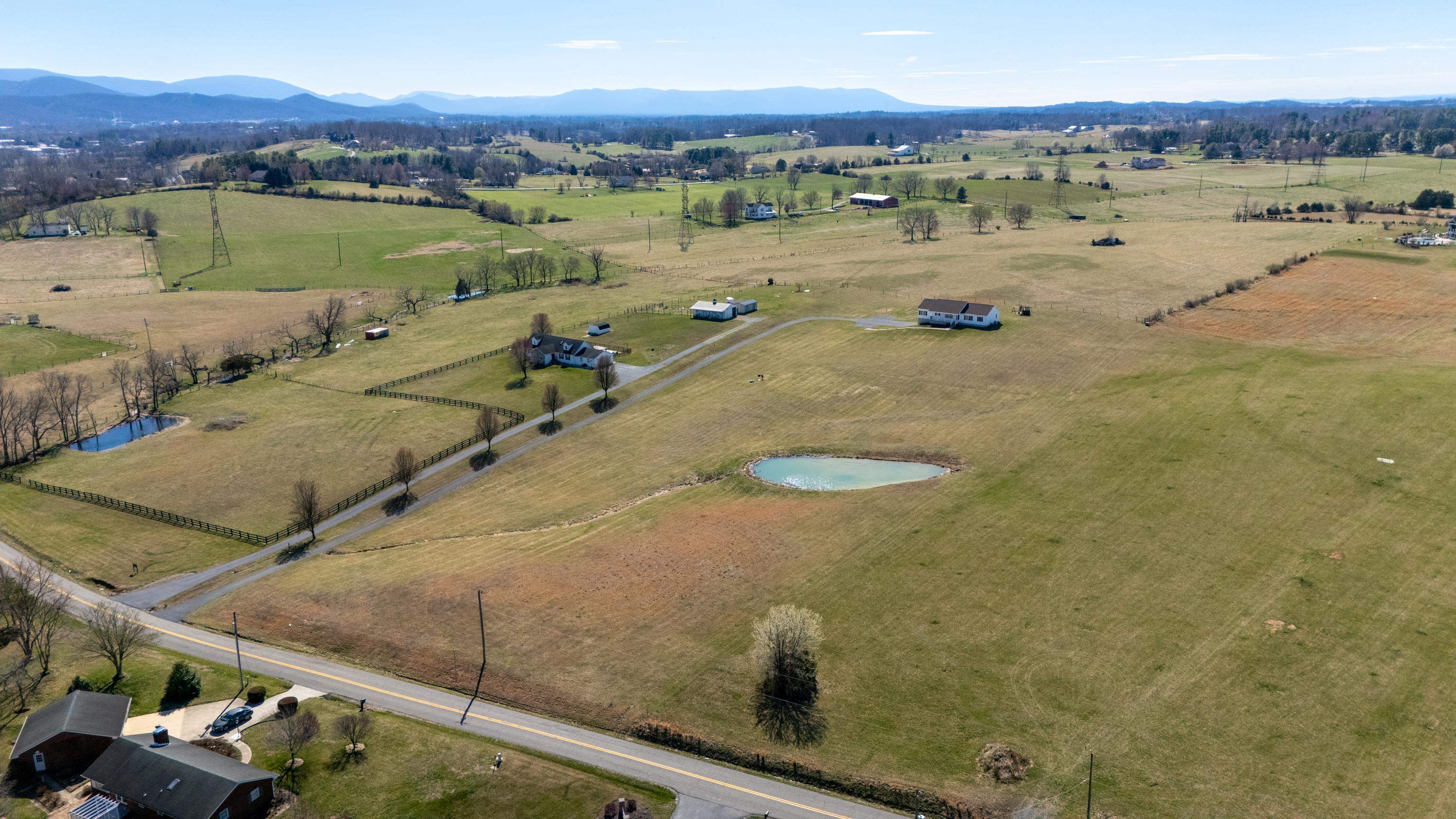 810 ROCKFISH RD, WAYNESBORO, Virginia 22980, 4 Bedrooms Bedrooms, ,2 BathroomsBathrooms,Residential,810 ROCKFISH RD,674710 MLS # 674710