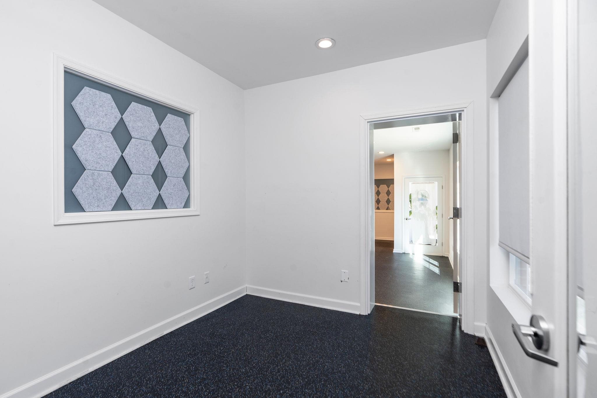 100 RED OAK DR, STAUNTON, Virginia 24401, ,Commercial,100 RED OAK DR,674725 MLS # 674725