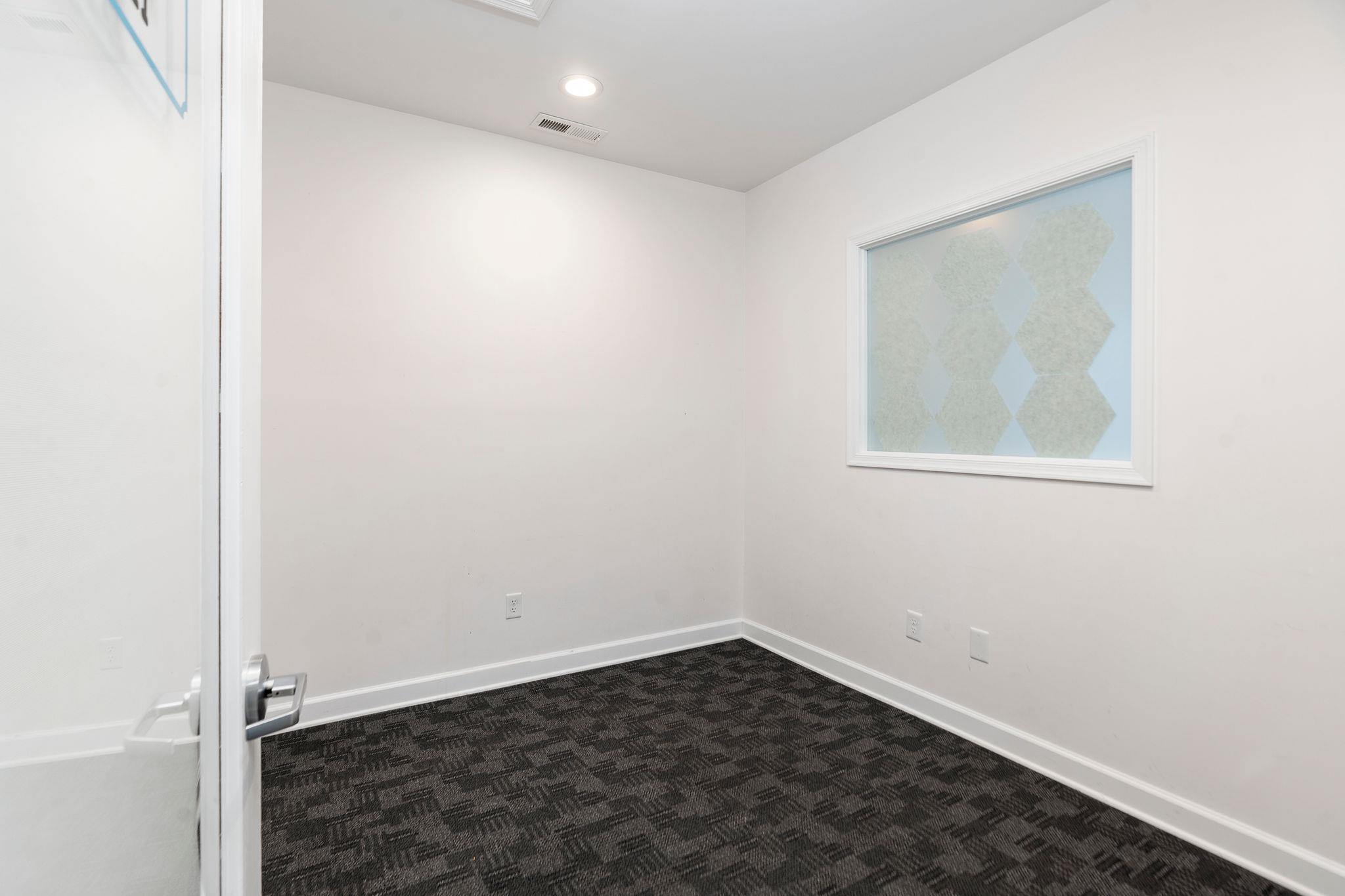 100 RED OAK DR, STAUNTON, Virginia 24401, ,Commercial,100 RED OAK DR,674725 MLS # 674725