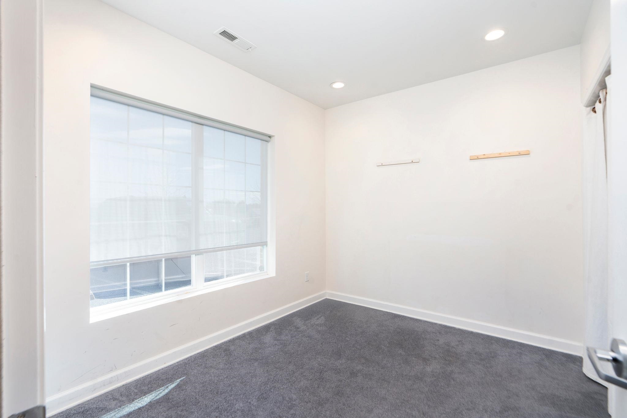 100 RED OAK DR, STAUNTON, Virginia 24401, ,Commercial,100 RED OAK DR,674727 MLS # 674727