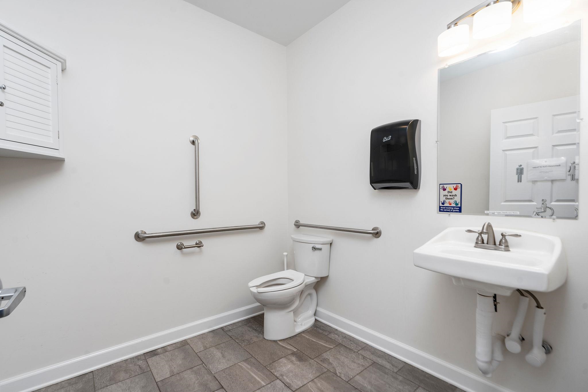 100 RED OAK DR, STAUNTON, Virginia 24401, ,Commercial,100 RED OAK DR,674727 MLS # 674727