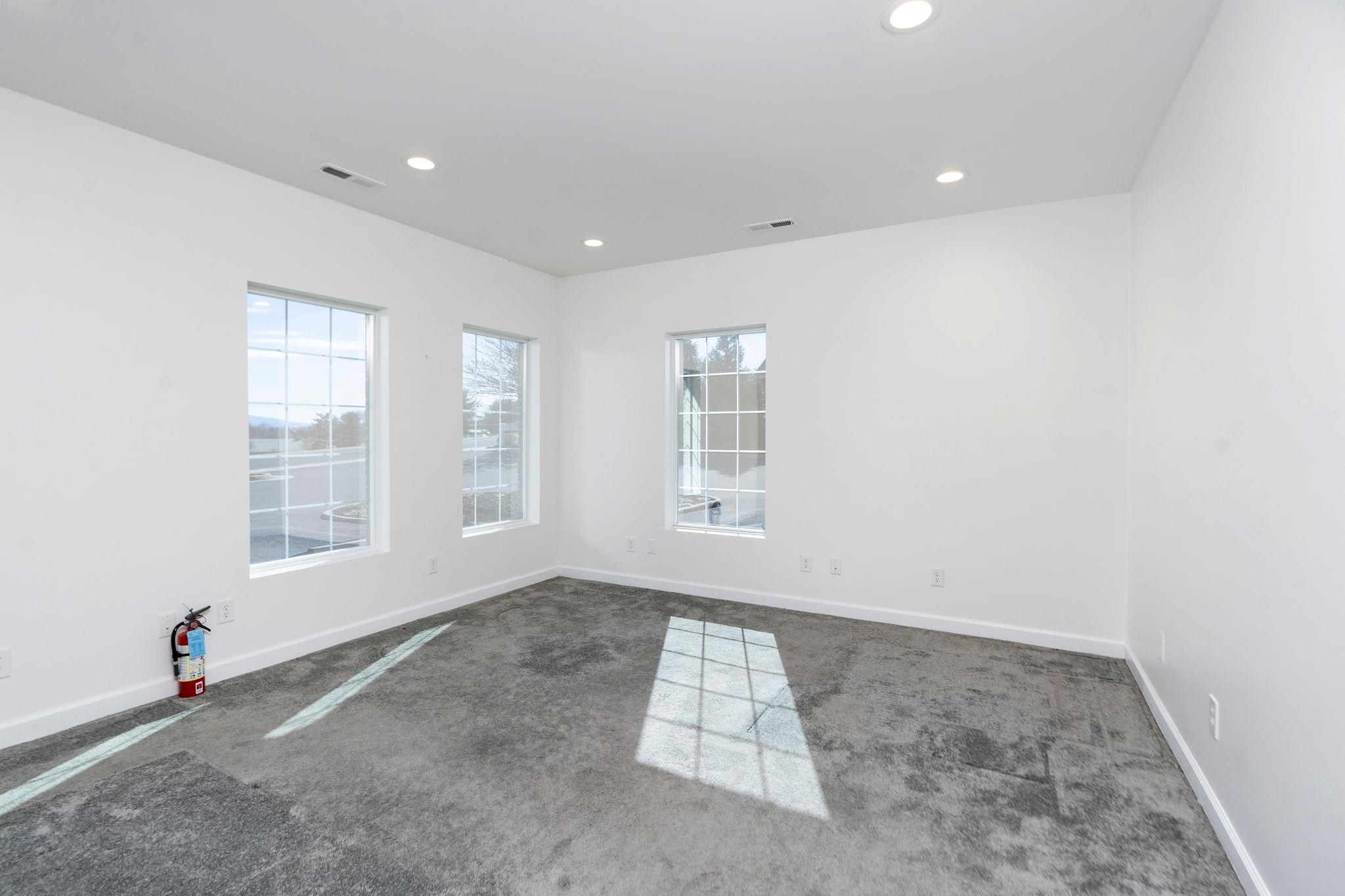 100 RED OAK DR, STAUNTON, Virginia 24401, ,Commercial,100 RED OAK DR,674730 MLS # 674730