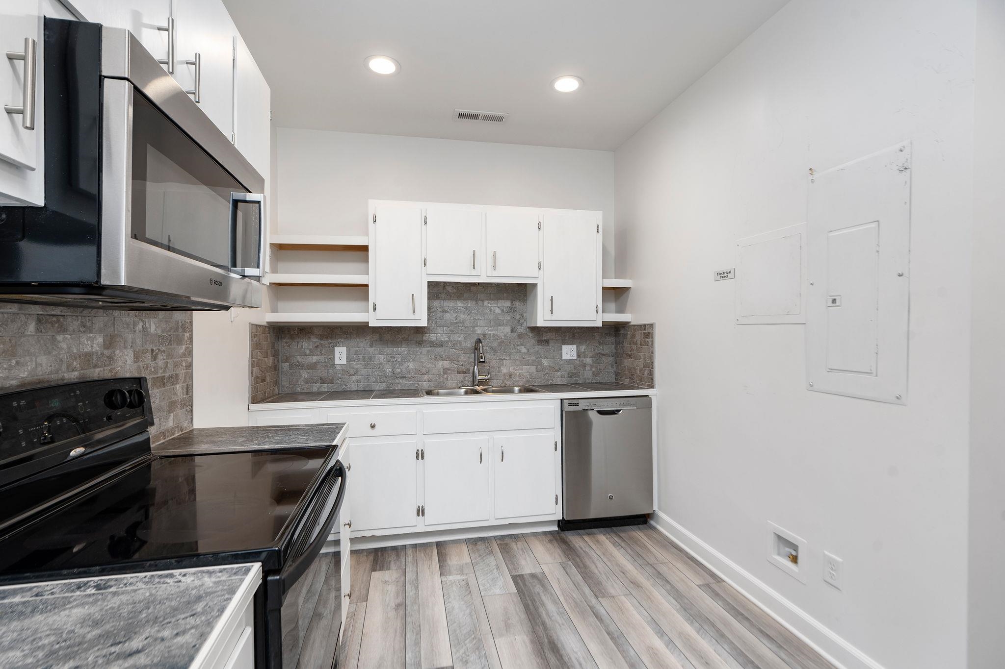 100 RED OAK DR, STAUNTON, Virginia 24401, ,Commercial,100 RED OAK DR,674730 MLS # 674730