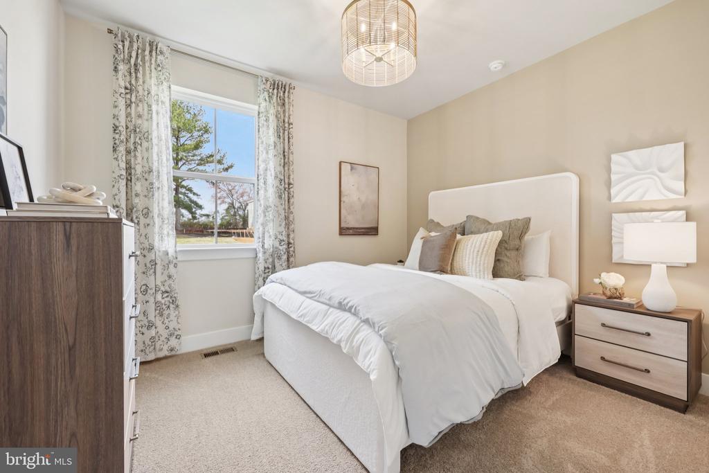 11503 CHALMERS LN, FREDERICKSBURG, Virginia 22407, 5 Bedrooms Bedrooms, ,5 BathroomsBathrooms,Residential,11503 CHALMERS LN,VASP2040278 MLS # VASP2040278