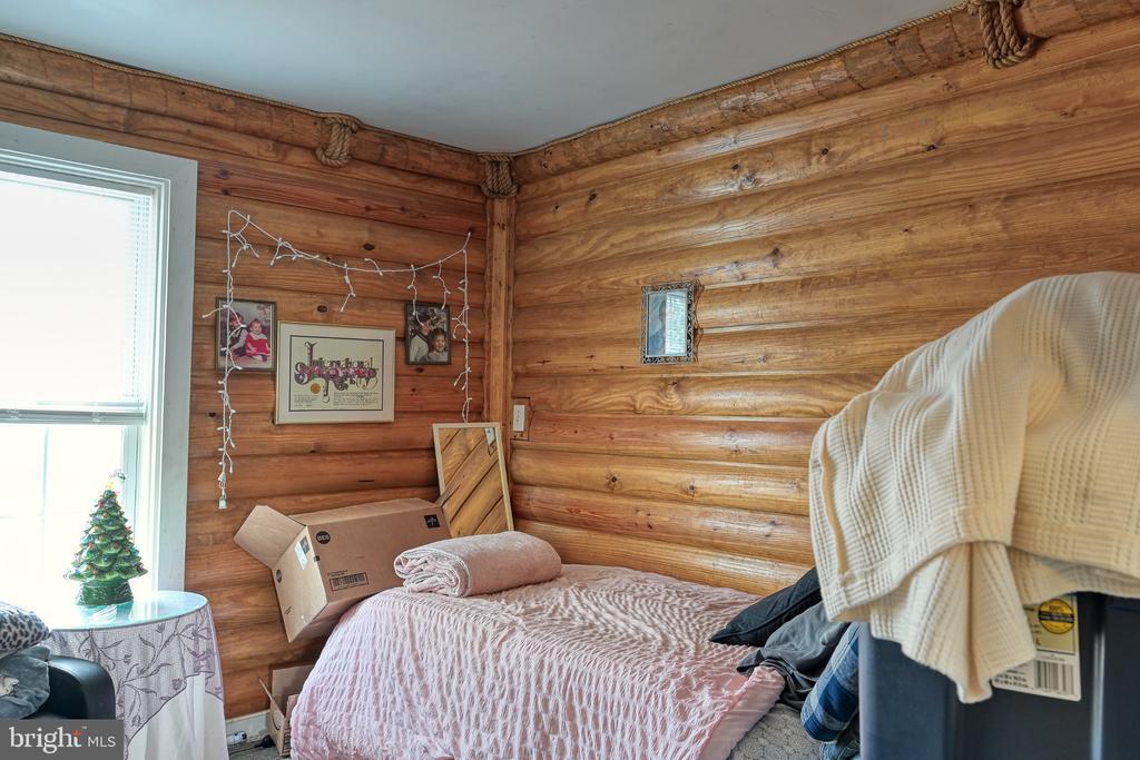 13415 ALVA BROOKS LN, SPOTSYLVANIA, Virginia 22551, ,Residential,13415 ALVA BROOKS LN,VASP2040284 MLS # VASP2040284