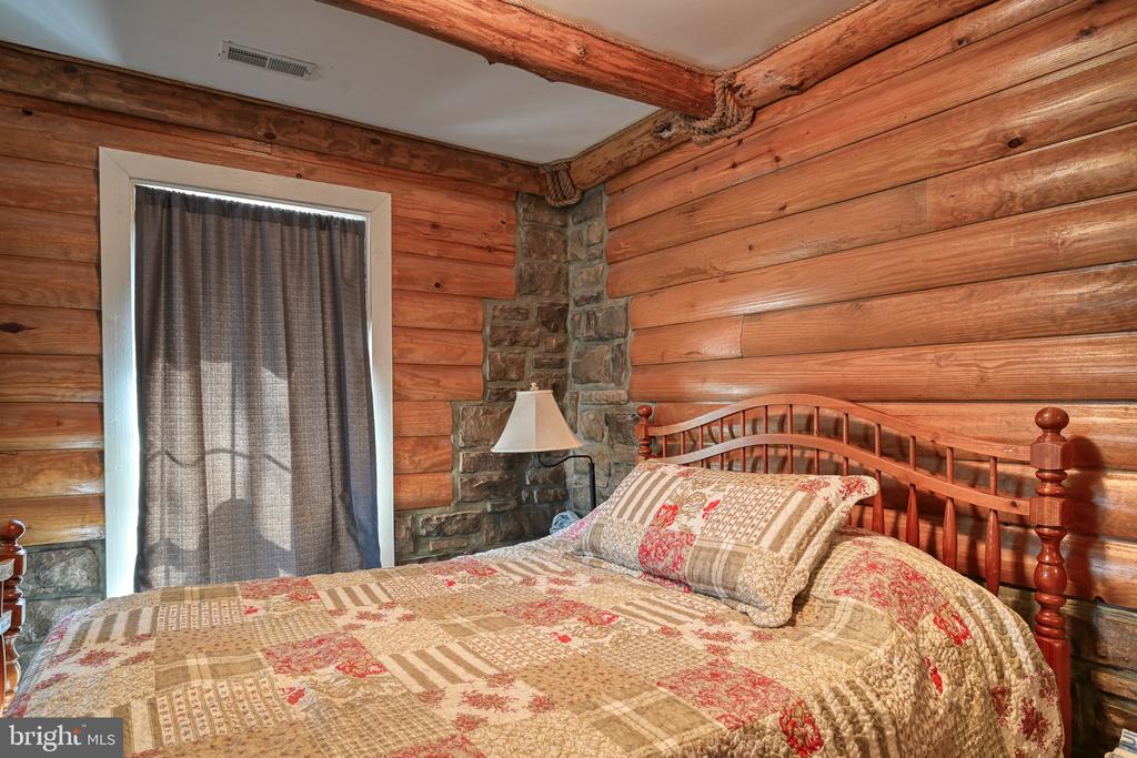 13415 ALVA BROOKS LN, SPOTSYLVANIA, Virginia 22551, ,Residential,13415 ALVA BROOKS LN,VASP2040284 MLS # VASP2040284