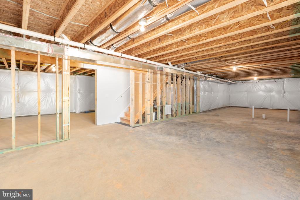 8109 CAMPFIRE LANE, FREDERICKSBURG, Virginia 22407, 4 Bedrooms Bedrooms, ,3 BathroomsBathrooms,Residential,8109 CAMPFIRE LANE,VASP2040282 MLS # VASP2040282