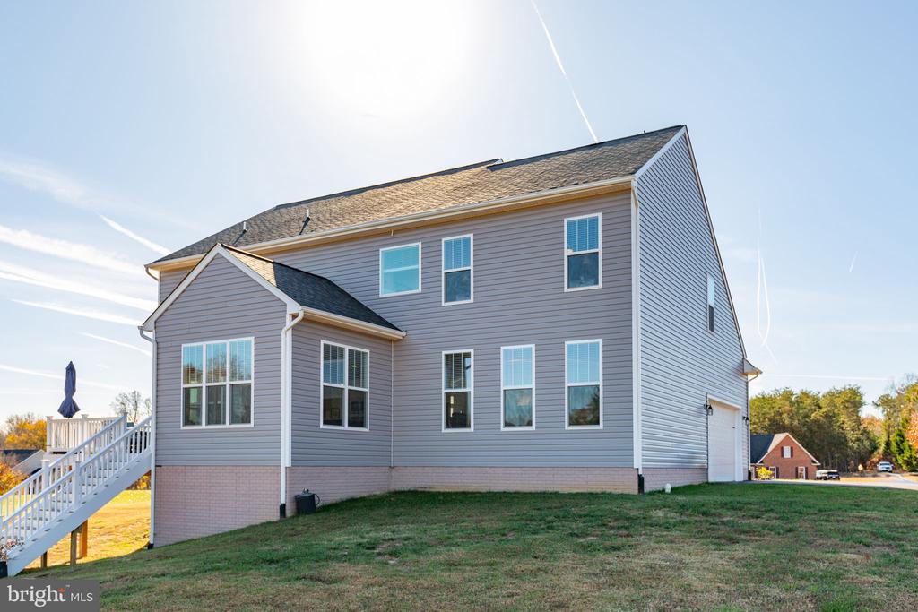 8109 CAMPFIRE LANE, FREDERICKSBURG, Virginia 22407, 4 Bedrooms Bedrooms, ,3 BathroomsBathrooms,Residential,8109 CAMPFIRE LANE,VASP2040282 MLS # VASP2040282