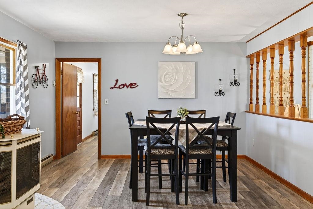 98 OAK ST, CRAIGSVILLE, Virginia 24430, 3 Bedrooms Bedrooms, ,3 BathroomsBathrooms,Residential,98 OAK ST,674713 MLS # 674713