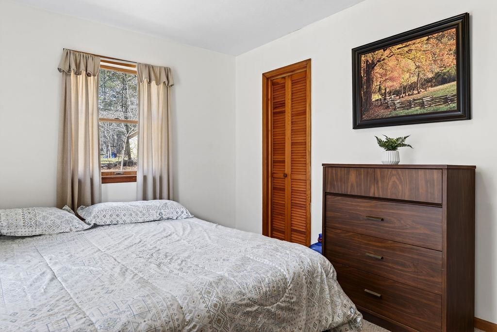 98 OAK ST, CRAIGSVILLE, Virginia 24430, 3 Bedrooms Bedrooms, ,3 BathroomsBathrooms,Residential,98 OAK ST,674713 MLS # 674713