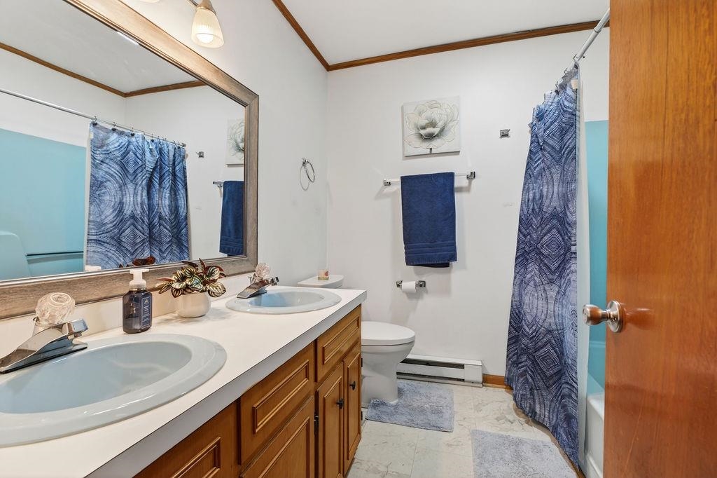 98 OAK ST, CRAIGSVILLE, Virginia 24430, 3 Bedrooms Bedrooms, ,3 BathroomsBathrooms,Residential,98 OAK ST,674713 MLS # 674713