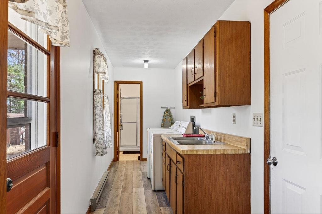 98 OAK ST, CRAIGSVILLE, Virginia 24430, 3 Bedrooms Bedrooms, ,3 BathroomsBathrooms,Residential,98 OAK ST,674713 MLS # 674713