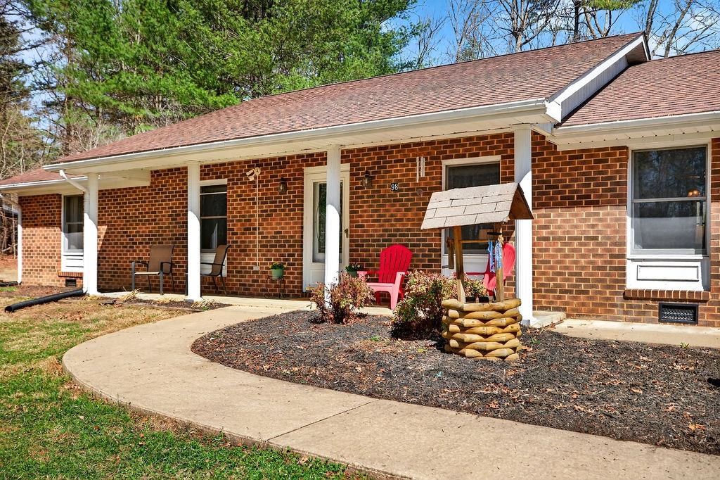 98 OAK ST, CRAIGSVILLE, Virginia 24430, 3 Bedrooms Bedrooms, ,3 BathroomsBathrooms,Residential,98 OAK ST,674713 MLS # 674713