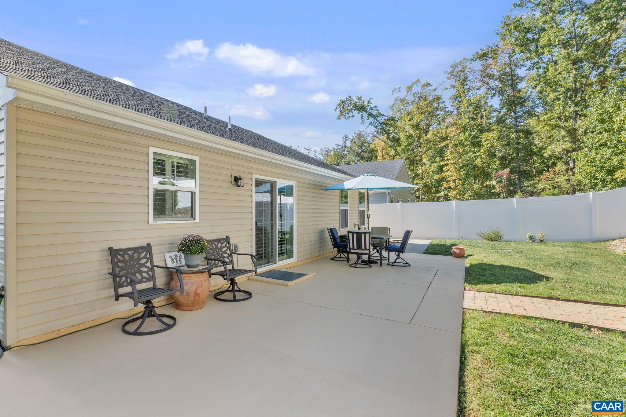 27 PINE KNOT DR, PALMYRA, Virginia 22963, 3 Bedrooms Bedrooms, ,2 BathroomsBathrooms,Residential,27 PINE KNOT DR,674717 MLS # 674717