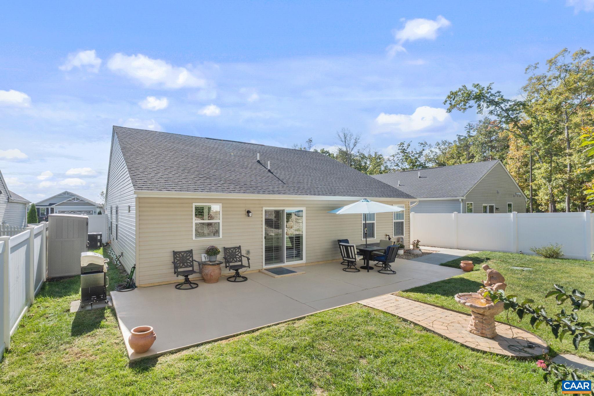 27 PINE KNOT DR, PALMYRA, Virginia 22963, 3 Bedrooms Bedrooms, ,2 BathroomsBathrooms,Residential,27 PINE KNOT DR,674717 MLS # 674717