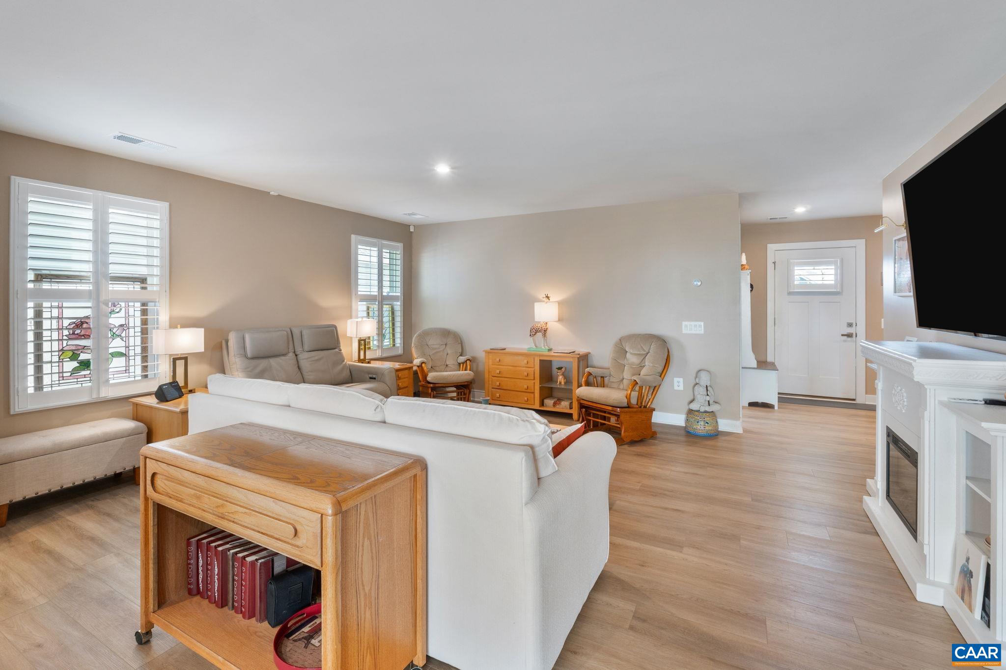 27 PINE KNOT DR, PALMYRA, Virginia 22963, 3 Bedrooms Bedrooms, ,2 BathroomsBathrooms,Residential,27 PINE KNOT DR,674717 MLS # 674717