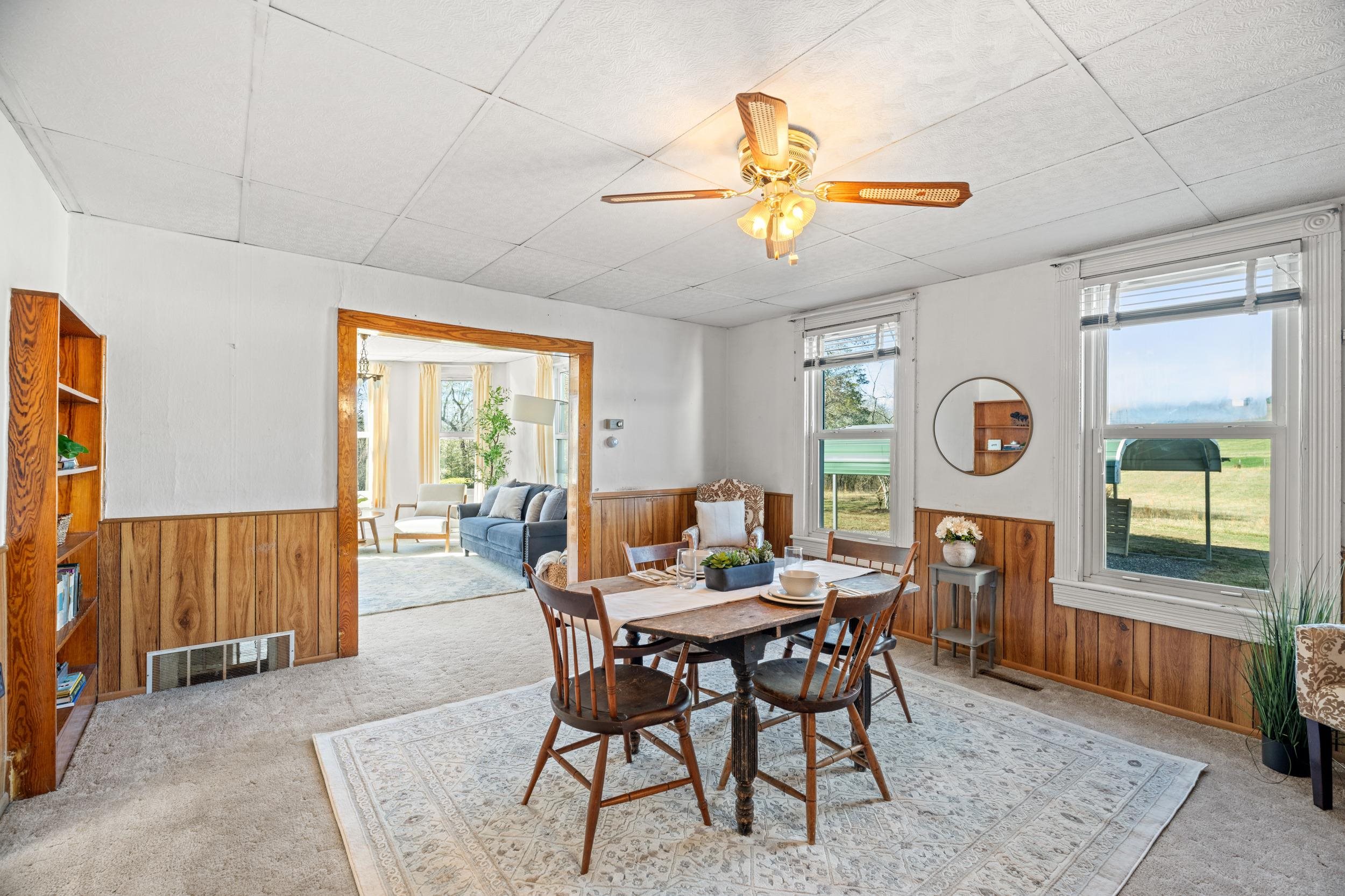 25 TILT HAMMER CIR, STAUNTON, Virginia 24401, 4 Bedrooms Bedrooms, ,2 BathroomsBathrooms,Residential,25 TILT HAMMER CIR,674722 MLS # 674722