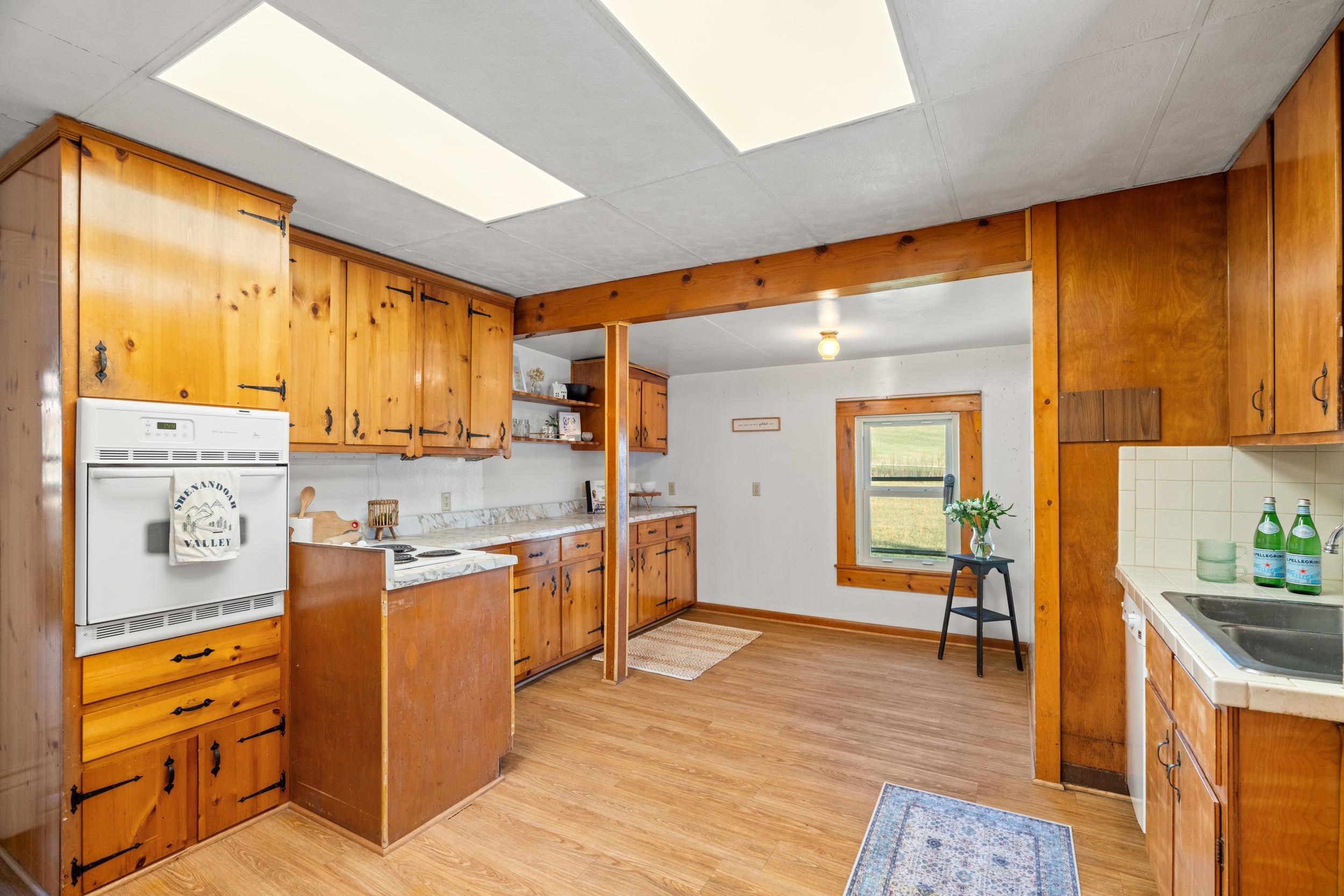 25 TILT HAMMER CIR, STAUNTON, Virginia 24401, 4 Bedrooms Bedrooms, ,2 BathroomsBathrooms,Residential,25 TILT HAMMER CIR,674722 MLS # 674722