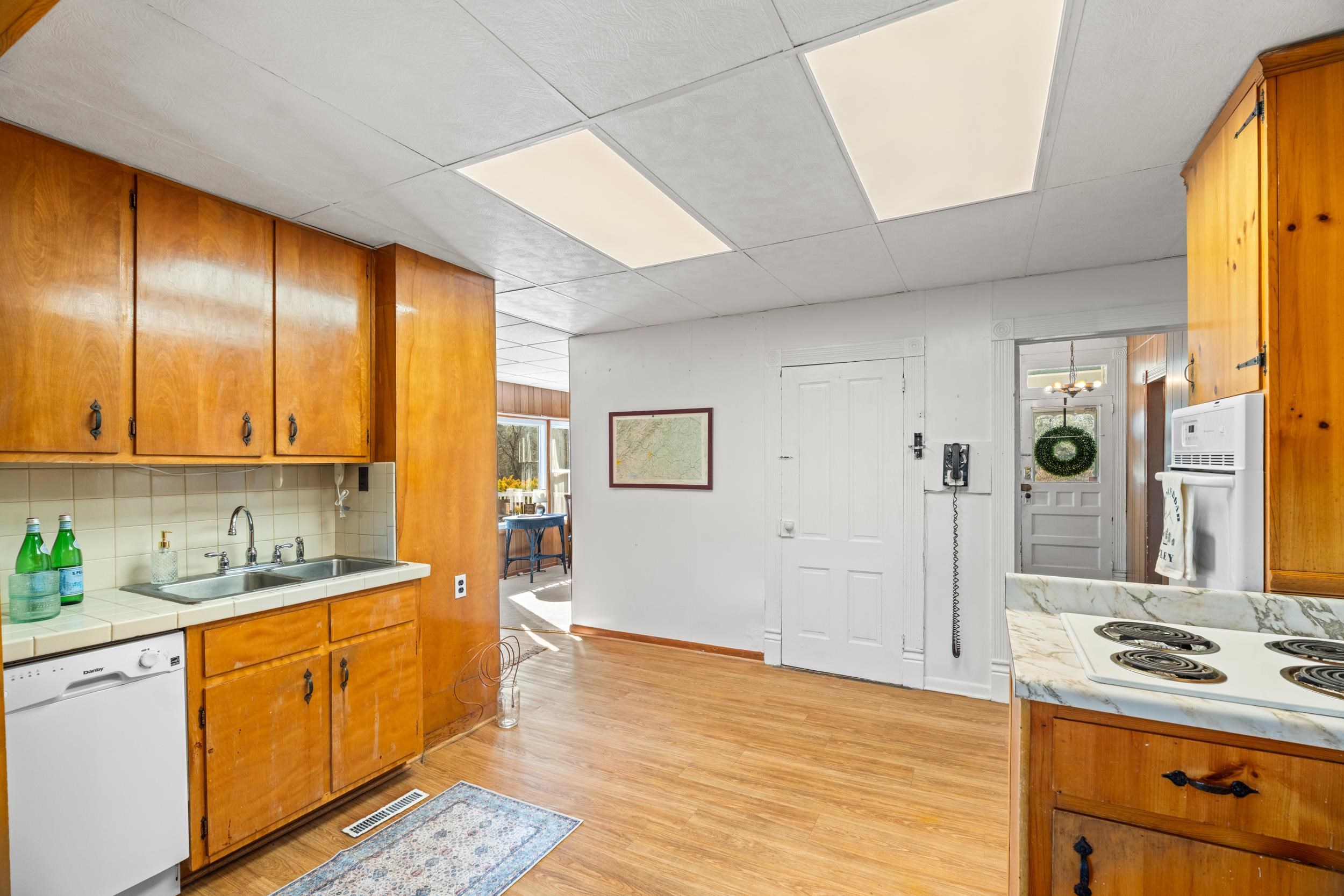 25 TILT HAMMER CIR, STAUNTON, Virginia 24401, 4 Bedrooms Bedrooms, ,2 BathroomsBathrooms,Residential,25 TILT HAMMER CIR,674722 MLS # 674722