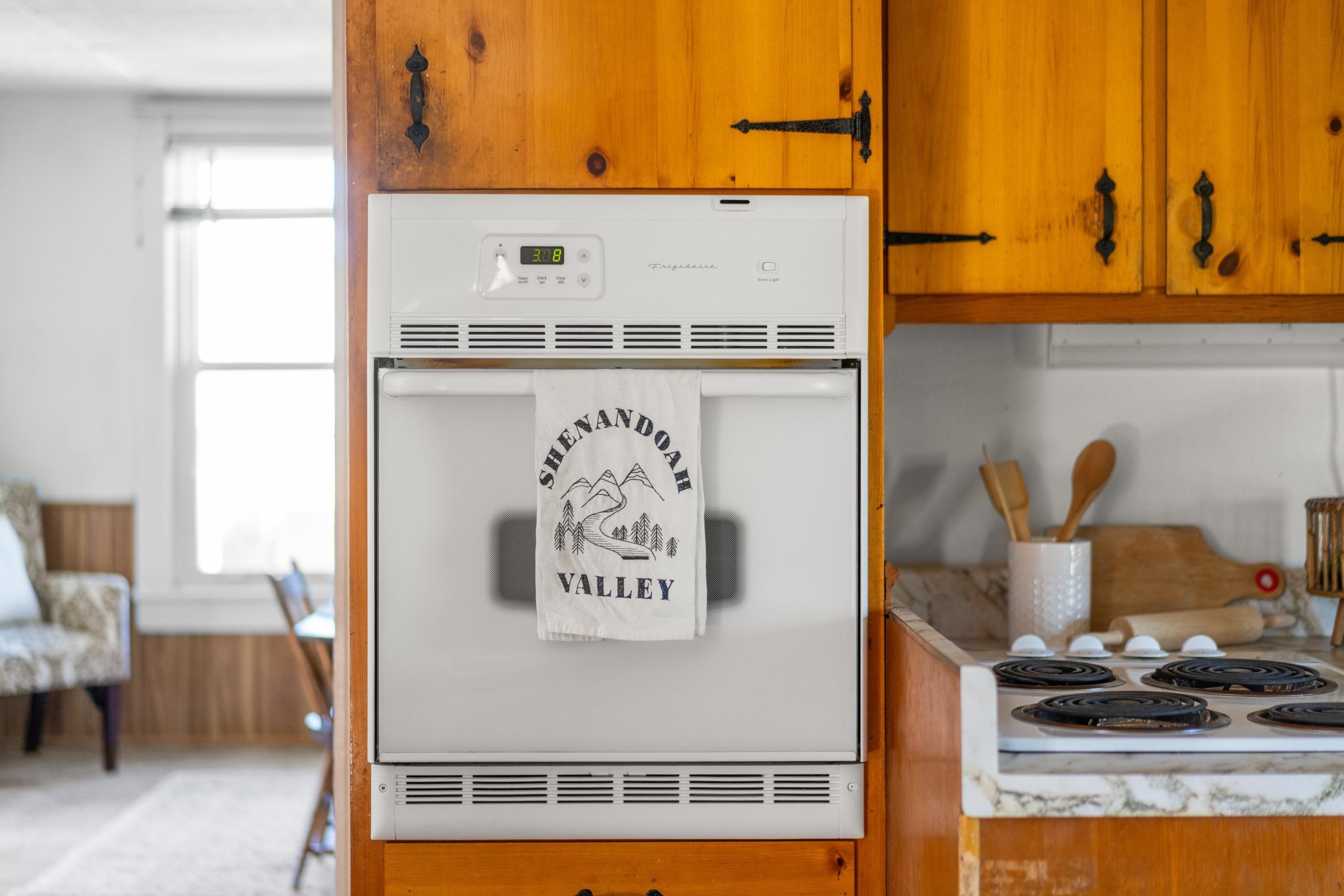 25 TILT HAMMER CIR, STAUNTON, Virginia 24401, 4 Bedrooms Bedrooms, ,2 BathroomsBathrooms,Residential,25 TILT HAMMER CIR,674722 MLS # 674722