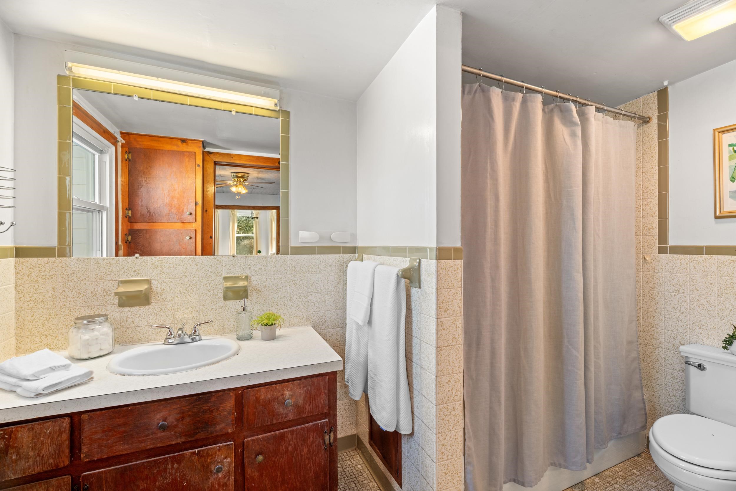 25 TILT HAMMER CIR, STAUNTON, Virginia 24401, 4 Bedrooms Bedrooms, ,2 BathroomsBathrooms,Residential,25 TILT HAMMER CIR,674722 MLS # 674722