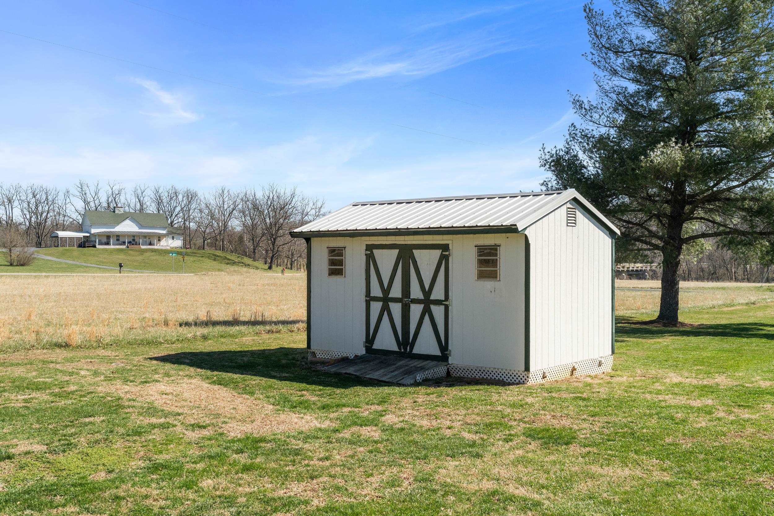 25 TILT HAMMER CIR, STAUNTON, Virginia 24401, 4 Bedrooms Bedrooms, ,2 BathroomsBathrooms,Residential,25 TILT HAMMER CIR,674722 MLS # 674722