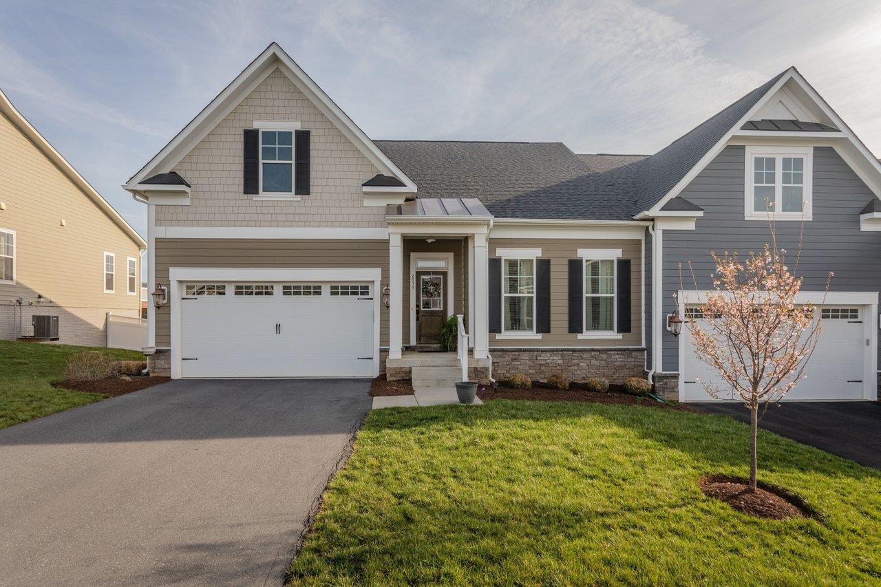 2935 PRESTON LAKE BLVD, ROCKINGHAM, Virginia 22801, 2 Bedrooms Bedrooms, ,2 BathroomsBathrooms,Residential,Spacious duplex with walkout basement in a communi,2935 PRESTON LAKE BLVD,674731 MLS # 674731