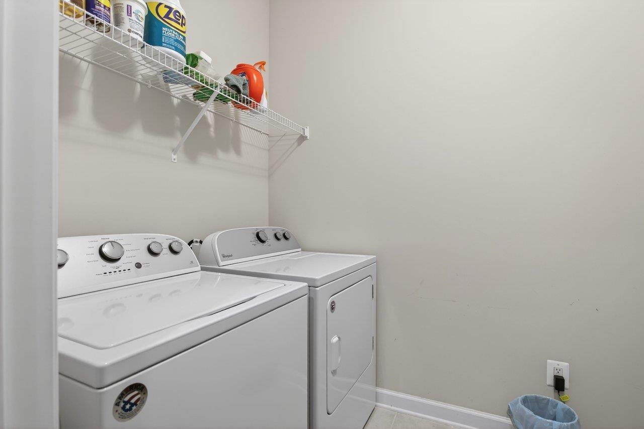 2935 PRESTON LAKE BLVD, ROCKINGHAM, Virginia 22801, 2 Bedrooms Bedrooms, ,2 BathroomsBathrooms,Residential,Spacious duplex with walkout basement in a communi,2935 PRESTON LAKE BLVD,674731 MLS # 674731