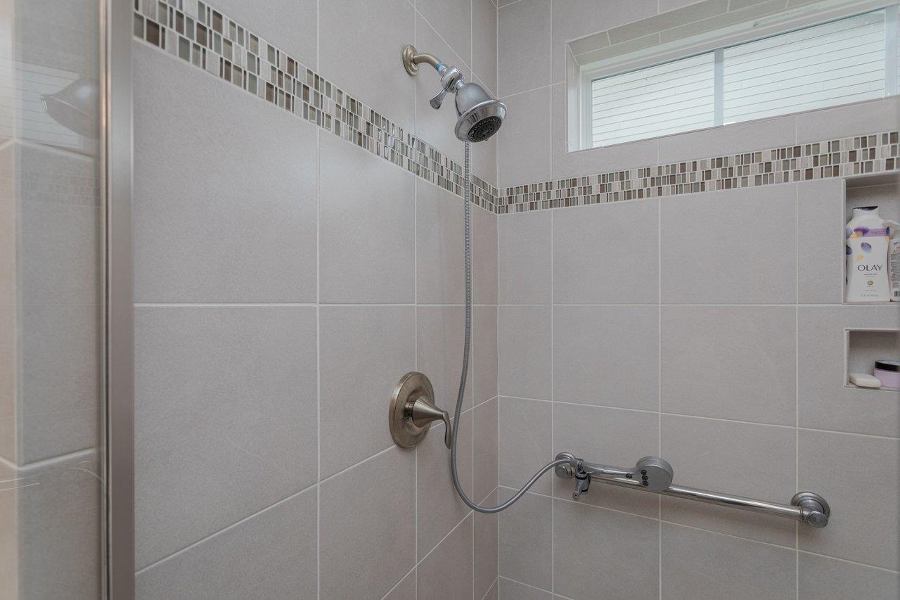 2935 PRESTON LAKE BLVD, ROCKINGHAM, Virginia 22801, 2 Bedrooms Bedrooms, ,2 BathroomsBathrooms,Residential,Spacious duplex with walkout basement in a communi,2935 PRESTON LAKE BLVD,674731 MLS # 674731