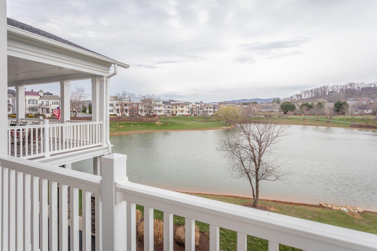 2935 PRESTON LAKE BLVD, ROCKINGHAM, Virginia 22801, 2 Bedrooms Bedrooms, ,2 BathroomsBathrooms,Residential,Spacious duplex with walkout basement in a communi,2935 PRESTON LAKE BLVD,674731 MLS # 674731