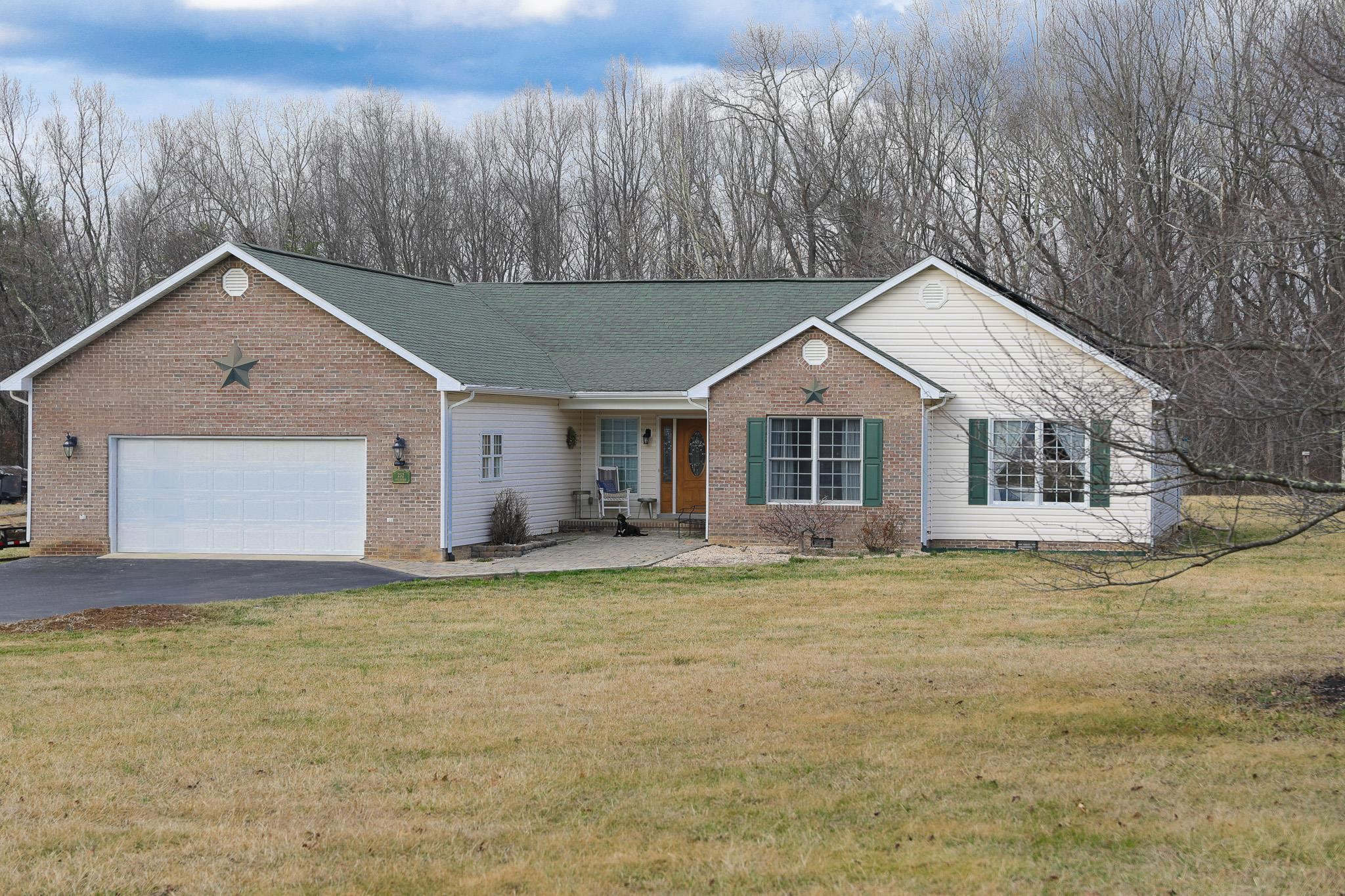 232 MINE BRANCH RD, CRIMORA, Virginia 24431, 4 Bedrooms Bedrooms, ,2 BathroomsBathrooms,Residential,232 MINE BRANCH RD,674739 MLS # 674739