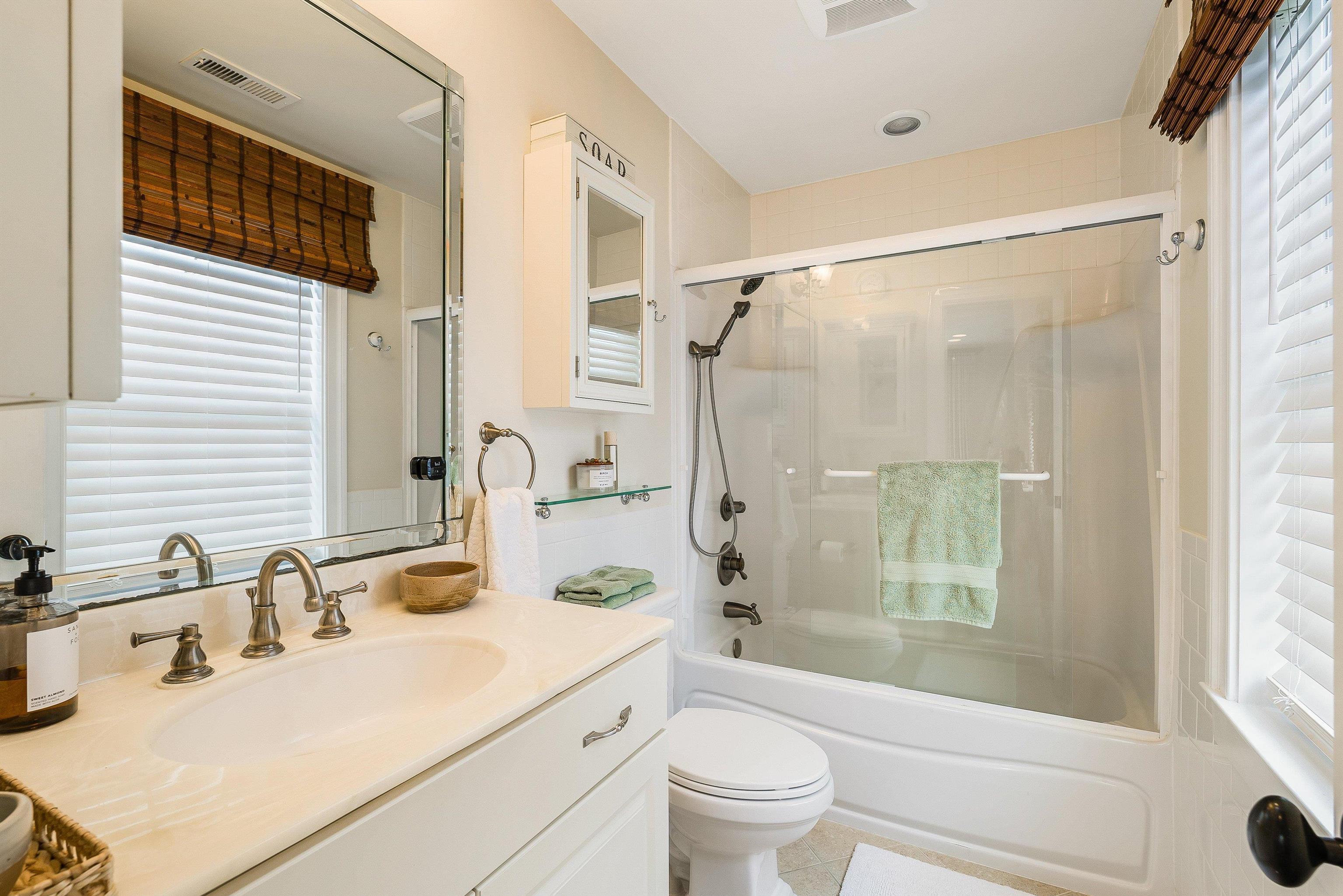 635 DAM TOWN RD, FORT DEFIANCE, Virginia 24437, 4 Bedrooms Bedrooms, ,3 BathroomsBathrooms,Residential,635 DAM TOWN RD,674741 MLS # 674741