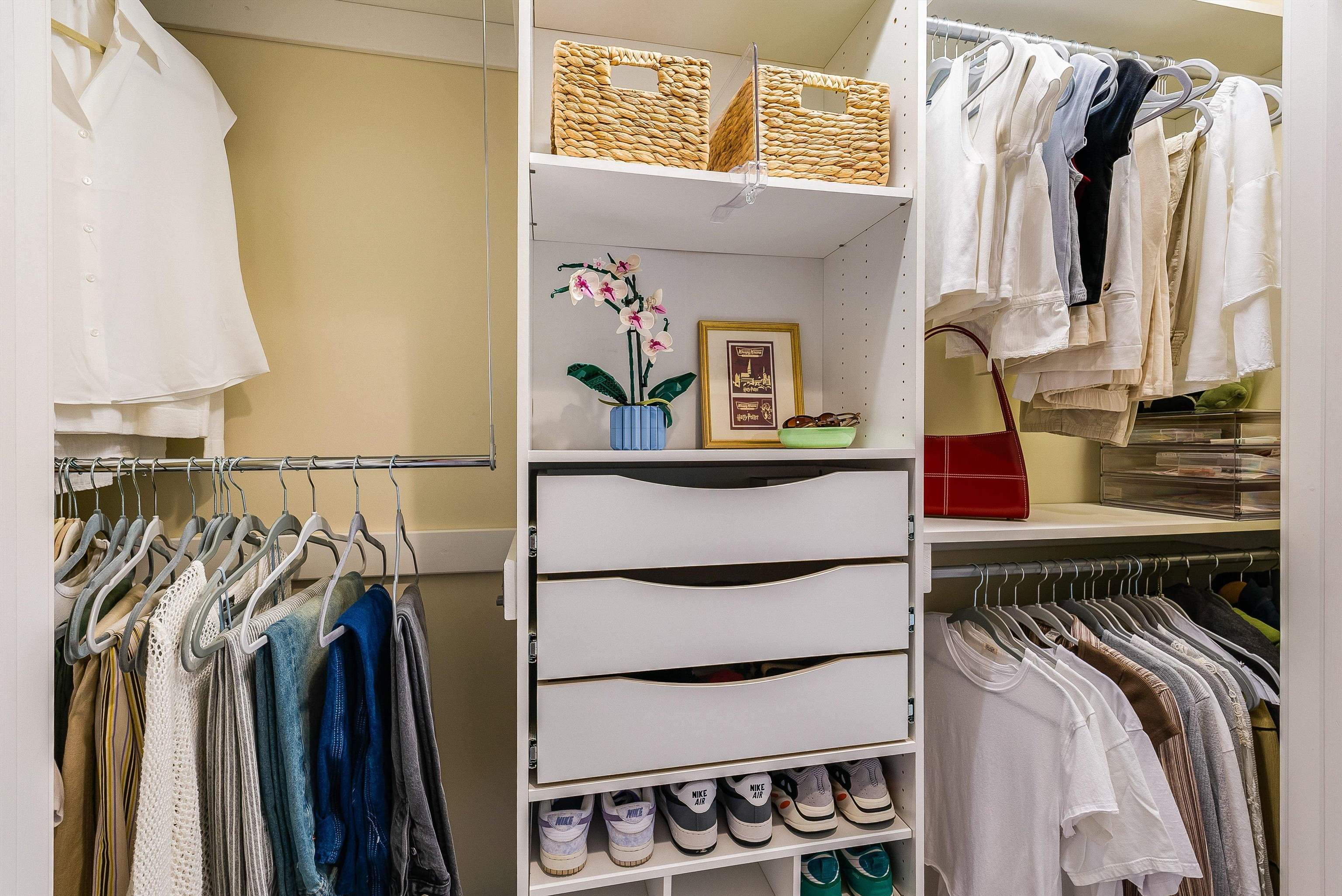 635 DAM TOWN RD, FORT DEFIANCE, Virginia 24437, 4 Bedrooms Bedrooms, ,3 BathroomsBathrooms,Residential,635 DAM TOWN RD,674741 MLS # 674741