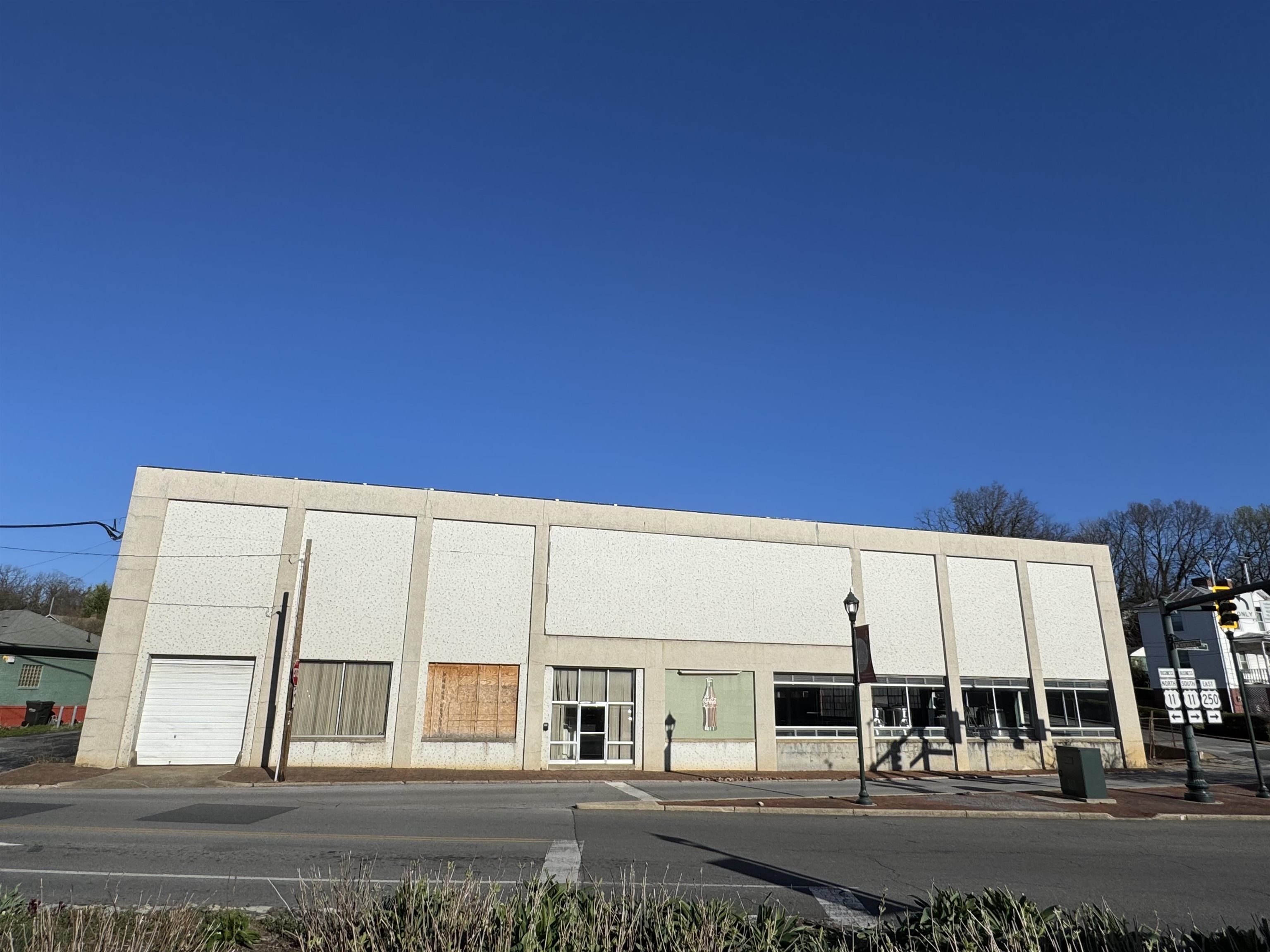 709 N AUGUSTA ST, STAUNTON, Virginia 24401, ,Commercial,709 N AUGUSTA ST,674763 MLS # 674763