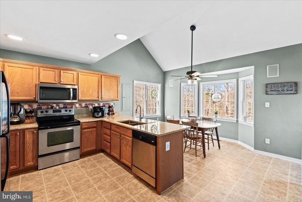 214 CASTLE PARK LN, MINERAL, Virginia 23117, 3 Bedrooms Bedrooms, ,2 BathroomsBathrooms,Residential,214 CASTLE PARK LN,VALA2009426 MLS # VALA2009426