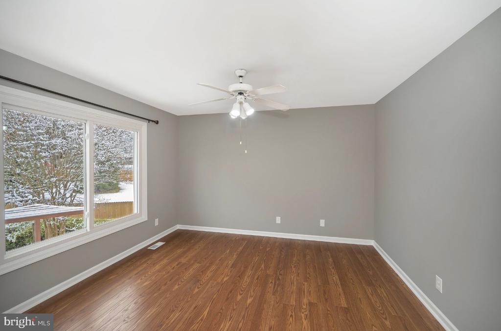 11615 JOY LN, FREDERICKSBURG, Virginia 22407, 4 Bedrooms Bedrooms, ,2 BathroomsBathrooms,Residential,11615 JOY LN,VASP2039626 MLS # VASP2039626