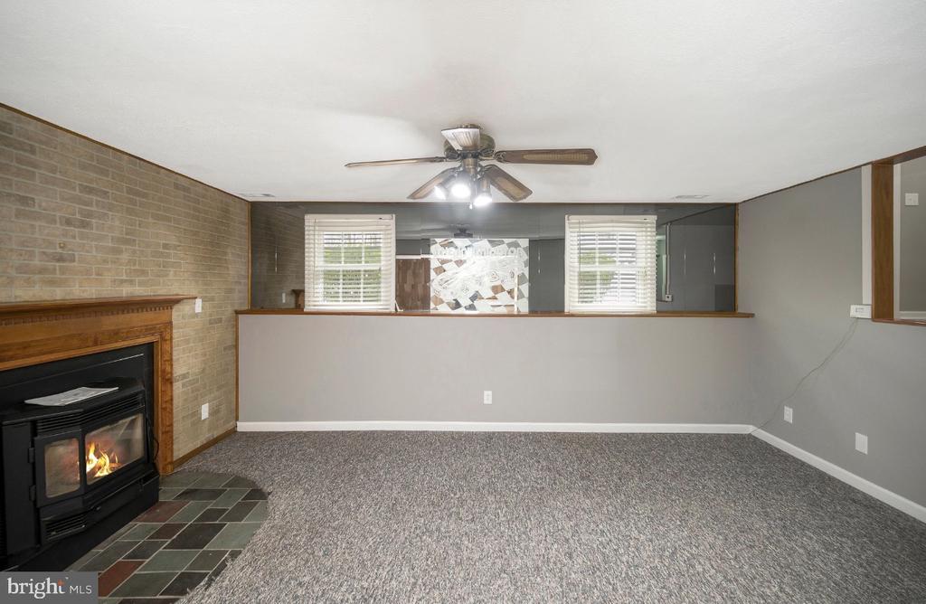 11615 JOY LN, FREDERICKSBURG, Virginia 22407, 4 Bedrooms Bedrooms, ,2 BathroomsBathrooms,Residential,11615 JOY LN,VASP2039626 MLS # VASP2039626