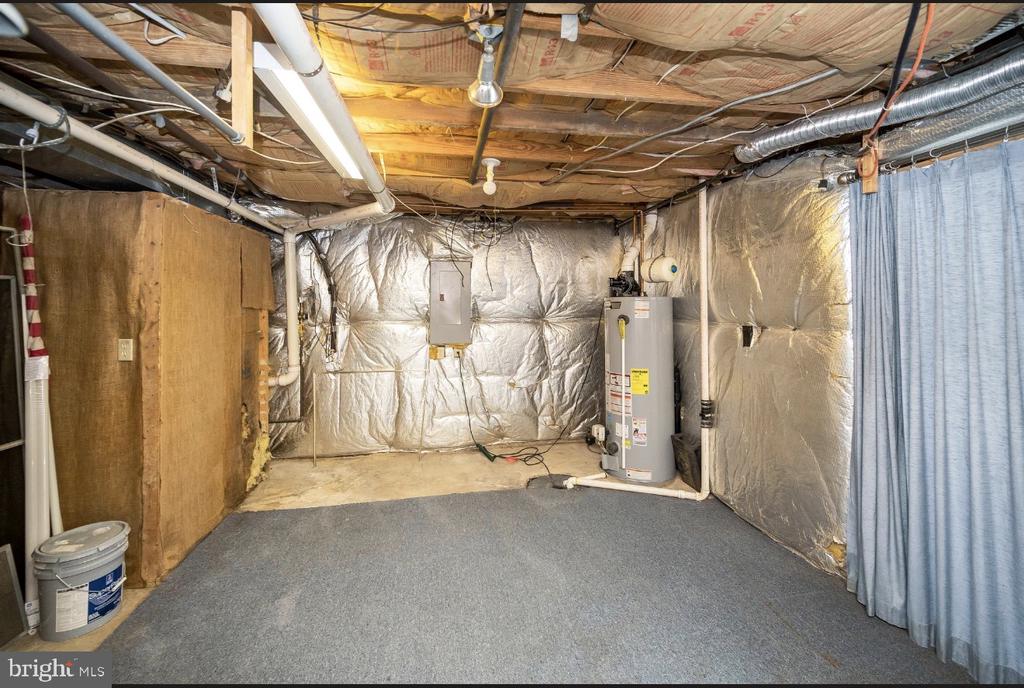 11615 JOY LN, FREDERICKSBURG, Virginia 22407, 4 Bedrooms Bedrooms, ,2 BathroomsBathrooms,Residential,11615 JOY LN,VASP2039626 MLS # VASP2039626