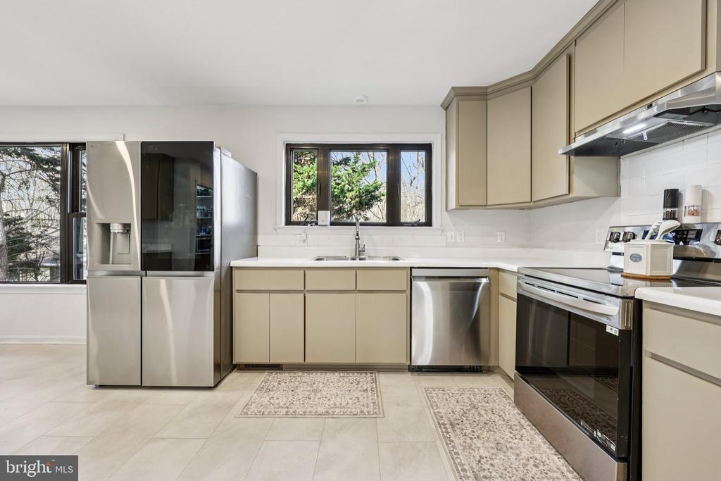 12504 HAWKINS LN, SPOTSYLVANIA, Virginia 22551, 3 Bedrooms Bedrooms, ,2 BathroomsBathrooms,Residential,12504 HAWKINS LN,VASP2040130 MLS # VASP2040130 12504 HAWKINS LN, SPOTSYLVANIA, Virginia 22551, 3 Bedrooms Bedrooms, ,2 BathroomsBathrooms,Residential,12504 HAWKINS LN,VASP2040130 MLS # VASP2040130