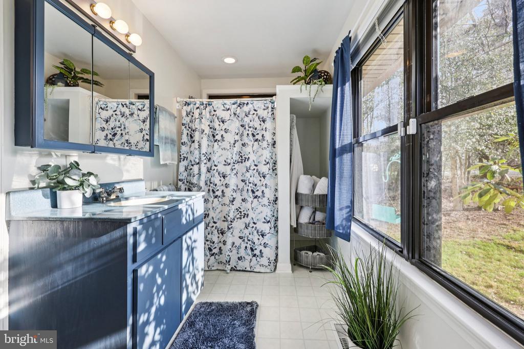 12504 HAWKINS LN, SPOTSYLVANIA, Virginia 22551, 3 Bedrooms Bedrooms, ,2 BathroomsBathrooms,Residential,12504 HAWKINS LN,VASP2040130 MLS # VASP2040130 12504 HAWKINS LN, SPOTSYLVANIA, Virginia 22551, 3 Bedrooms Bedrooms, ,2 BathroomsBathrooms,Residential,12504 HAWKINS LN,VASP2040130 MLS # VASP2040130