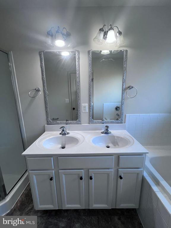 2429 DRAKE LN, FREDERICKSBURG, Virginia 22408, 4 Bedrooms Bedrooms, ,3 BathroomsBathrooms,Residential,2429 DRAKE LN,VASP2040288 MLS # VASP2040288