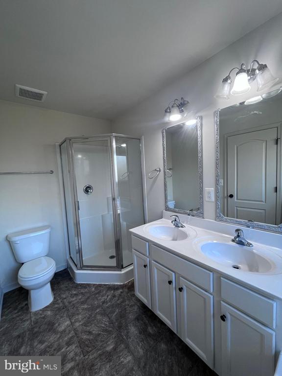 2429 DRAKE LN, FREDERICKSBURG, Virginia 22408, 4 Bedrooms Bedrooms, ,3 BathroomsBathrooms,Residential,2429 DRAKE LN,VASP2040288 MLS # VASP2040288