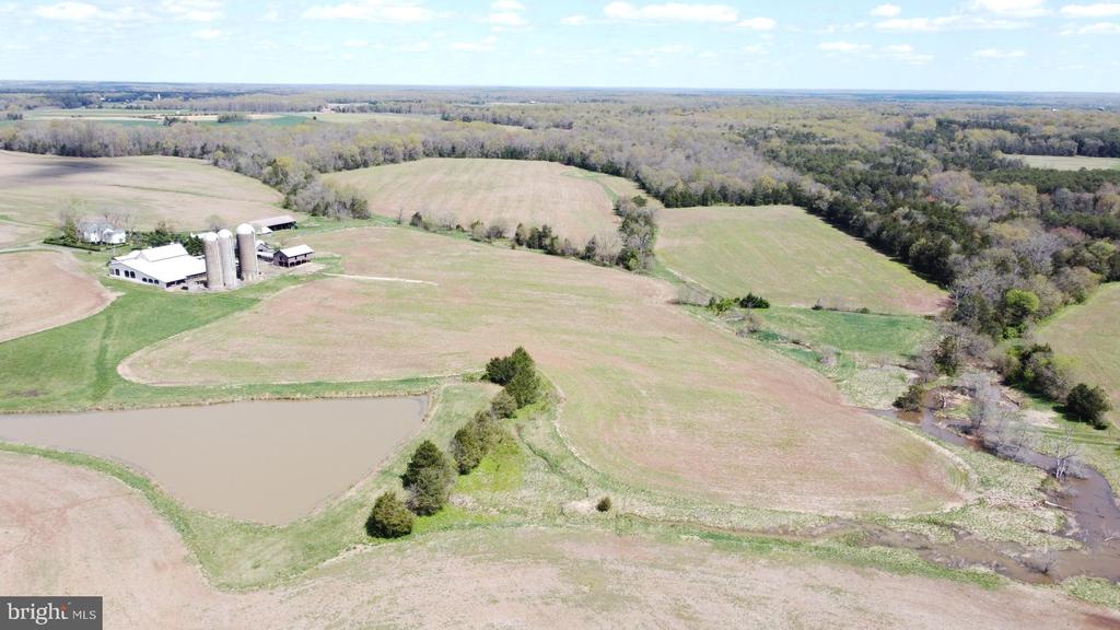 11312 TIMBUKTU LN, MIDLAND, Virginia, 5 Bedrooms Bedrooms, ,2 BathroomsBathrooms,Residential,11312 TIMBUKTU LN,VAFQ2021026 MLS # VAFQ2021026