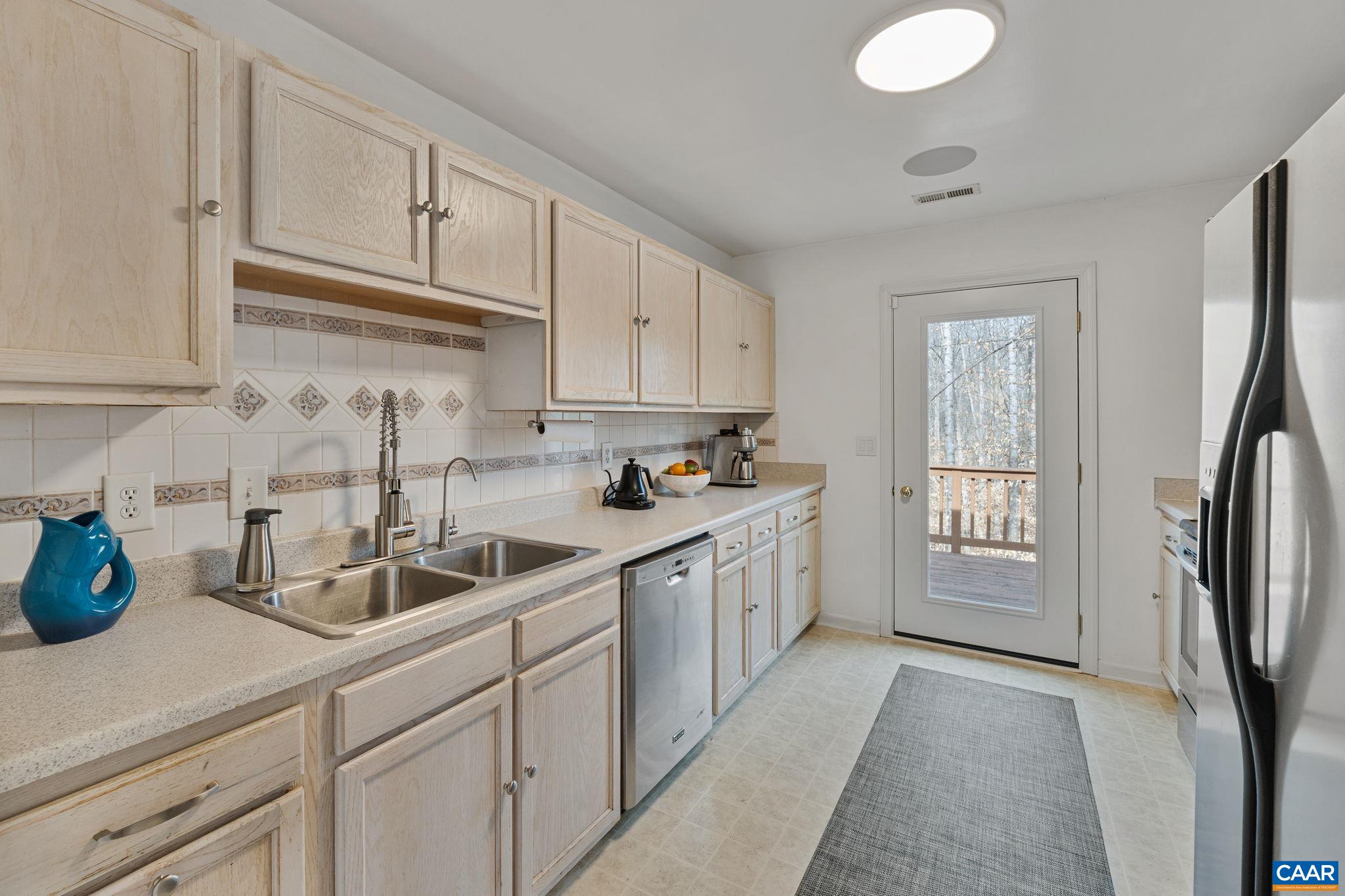 11 HOLLY CIR, PALMYRA, Virginia 22963, 4 Bedrooms Bedrooms, ,3 BathroomsBathrooms,Residential,11 HOLLY CIR,674276 MLS # 674276 11 HOLLY CIR, PALMYRA, Virginia 22963, 4 Bedrooms Bedrooms, ,3 BathroomsBathrooms,Residential,11 HOLLY CIR,674276 MLS # 674276