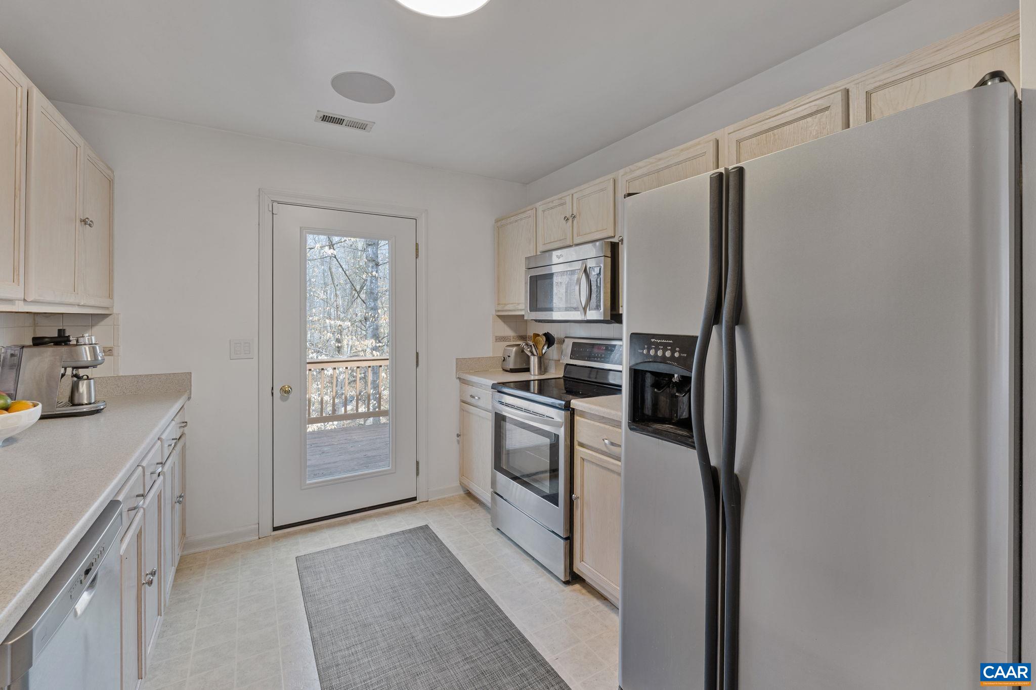 11 HOLLY CIR, PALMYRA, Virginia 22963, 4 Bedrooms Bedrooms, ,3 BathroomsBathrooms,Residential,11 HOLLY CIR,674276 MLS # 674276 11 HOLLY CIR, PALMYRA, Virginia 22963, 4 Bedrooms Bedrooms, ,3 BathroomsBathrooms,Residential,11 HOLLY CIR,674276 MLS # 674276