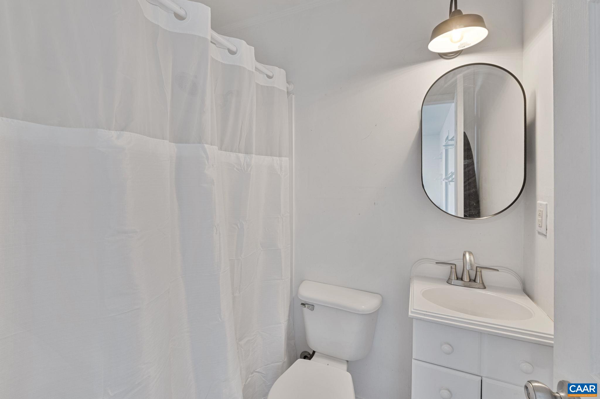 11 HOLLY CIR, PALMYRA, Virginia 22963, 4 Bedrooms Bedrooms, ,3 BathroomsBathrooms,Residential,11 HOLLY CIR,674276 MLS # 674276 11 HOLLY CIR, PALMYRA, Virginia 22963, 4 Bedrooms Bedrooms, ,3 BathroomsBathrooms,Residential,11 HOLLY CIR,674276 MLS # 674276